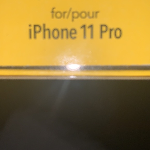 iPhone 11 Pro case - Picture 3 of 4